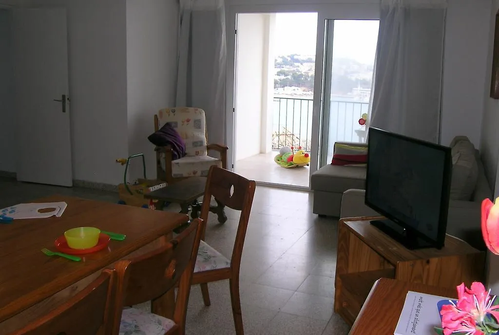 Apartaments Mercedes Sant Feliu de Guixols 0*,