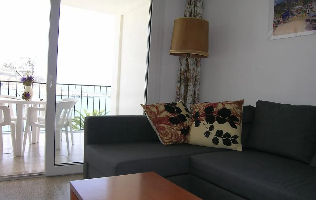 Apartaments Mercedes Sant Feliu de Guixols Spain