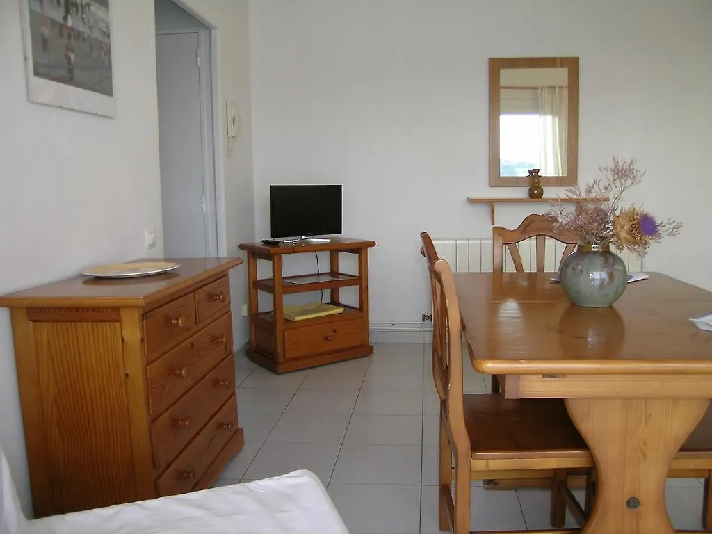Apartaments Mercedes Sant Feliu de Guixols 0*,