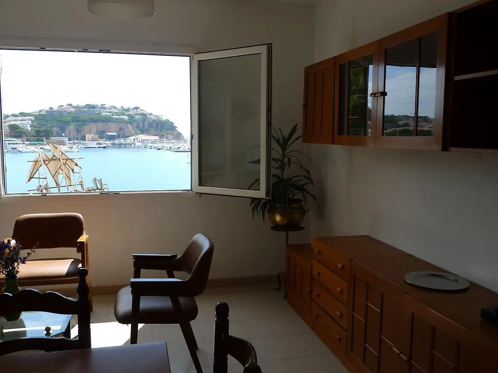 Apartaments Mercedes Sant Feliu de Guixols Spain