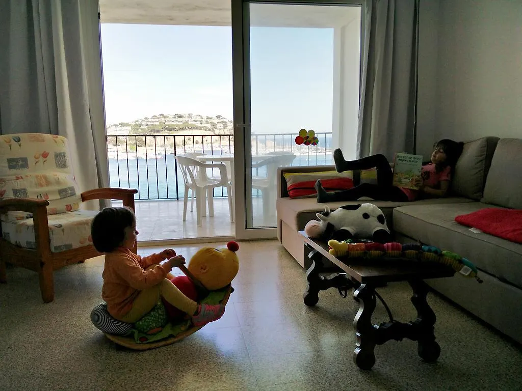 Apartment Apartaments Mercedes Sant Feliu de Guixols
