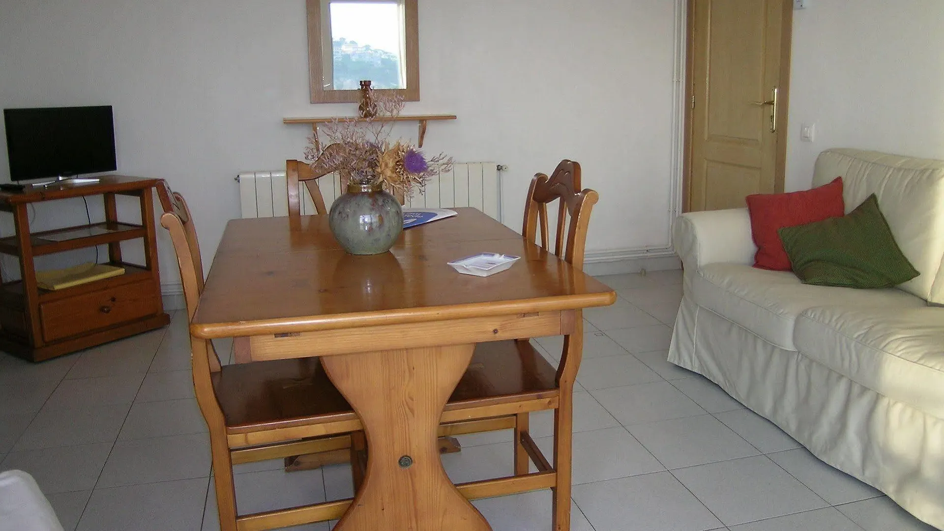 Apartment Apartaments Mercedes Sant Feliu de Guixols Spain