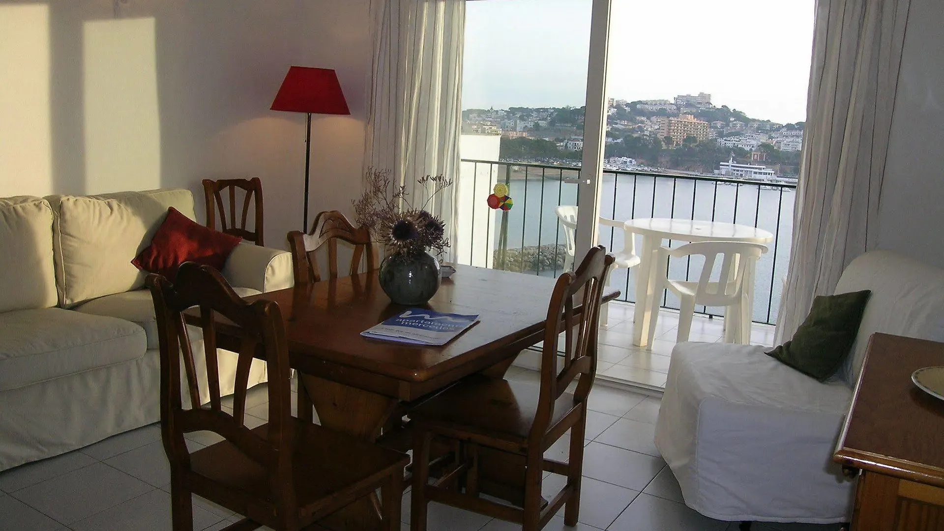Apartaments Mercedes Sant Feliu de Guixols