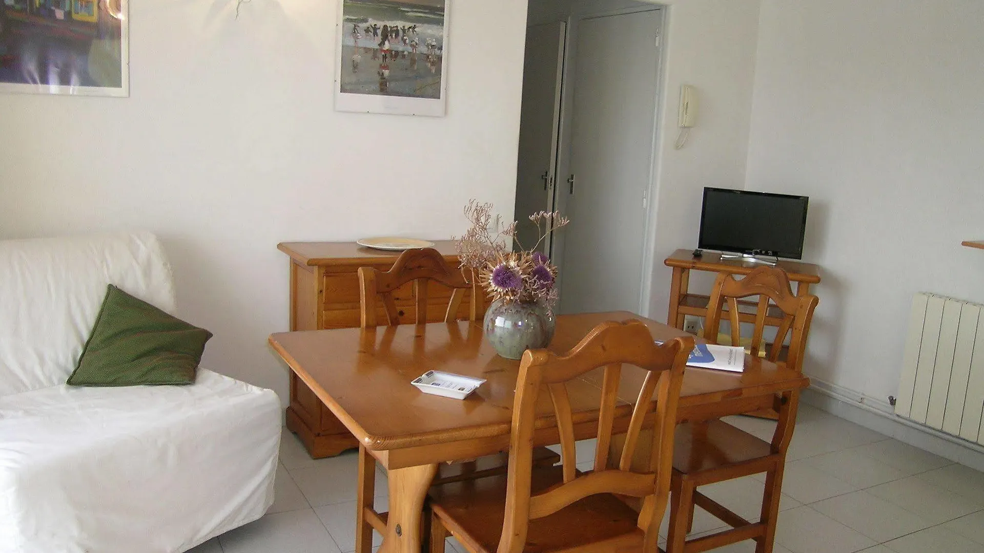 Apartment Apartaments Mercedes Sant Feliu de Guixols